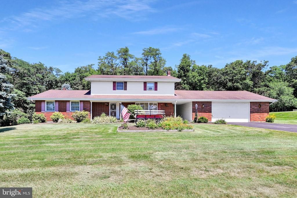 225 MOREA ROAD , FRACKVILLE, PA 17931