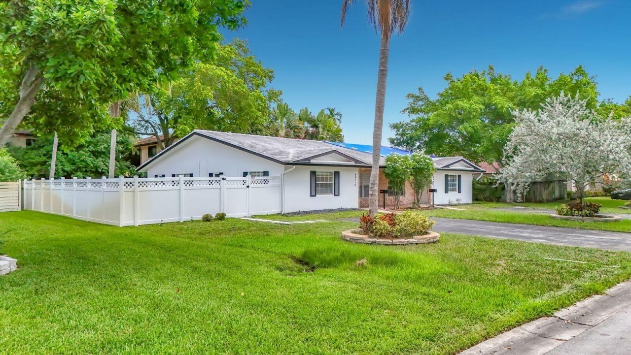 8971 NW 33rd Street, Unit E-W, Coral Springs, FL 33065 Photo
