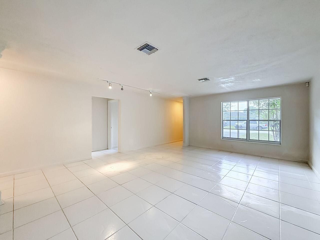 8971 NW 33rd Street, Unit E-W, Coral Springs, FL 33065 Photo