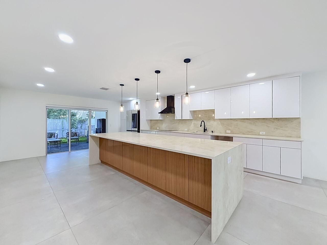8971 NW 33rd Street, Unit E-W, Coral Springs, FL 33065 Photo