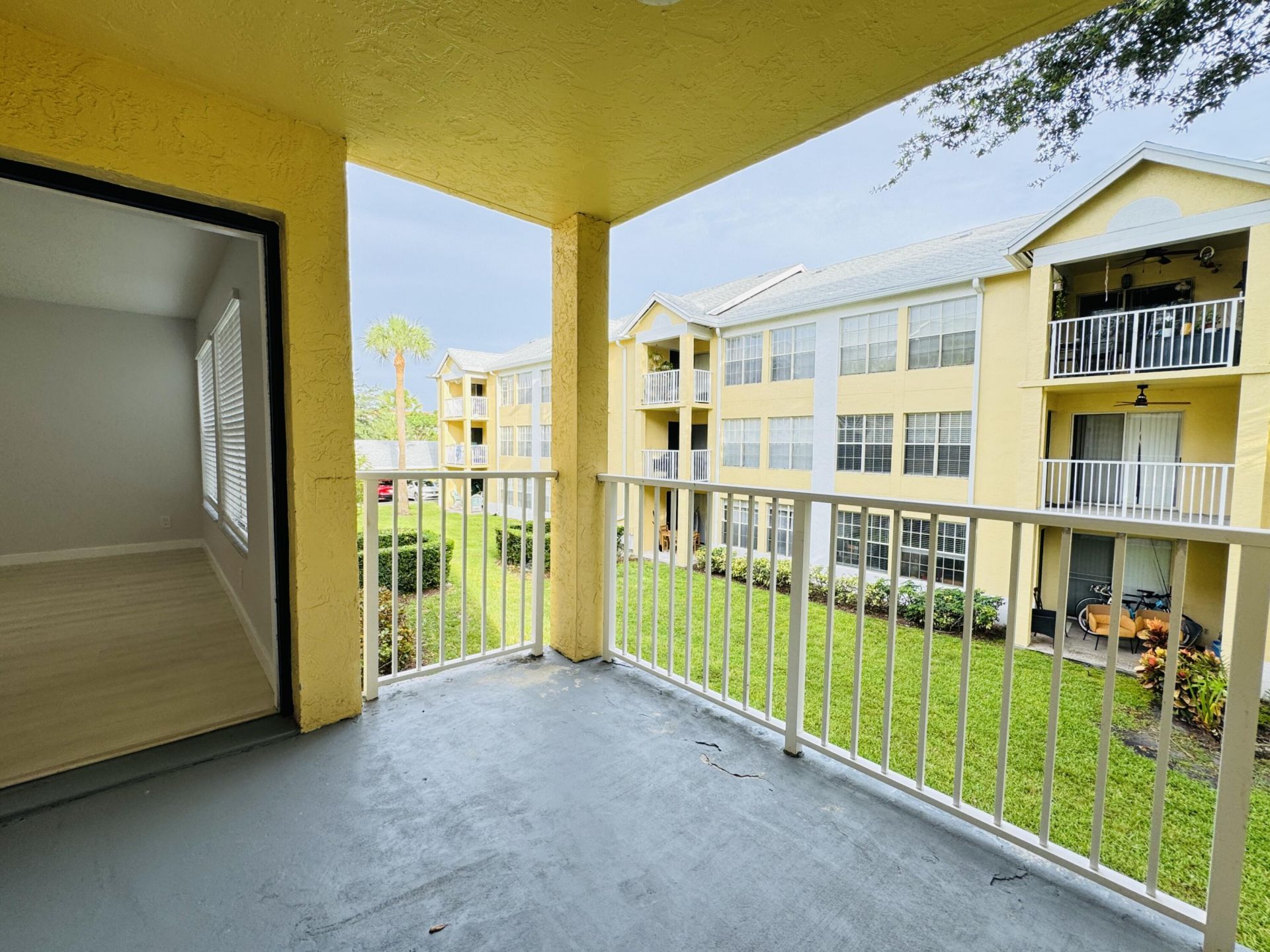 6323 La Costa Drive, Unit H, Boca Raton, FL 33433 Photo
