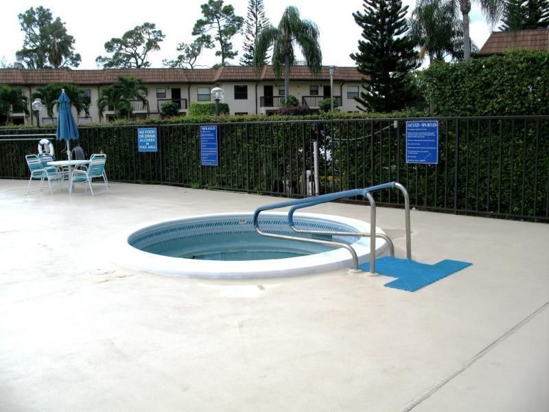 7209 Golf Colony Court, Unit 105, Lake Worth, FL 33467 Photo