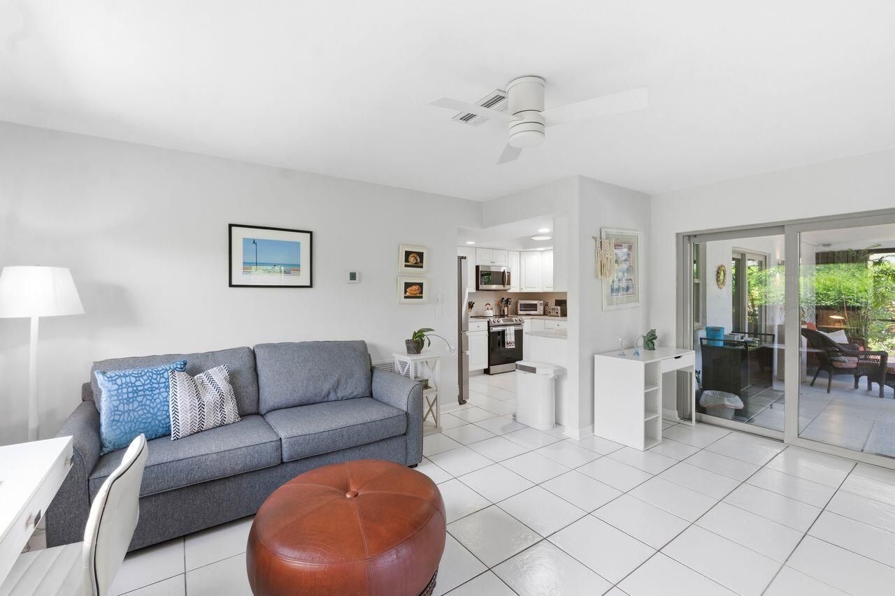 6372 Sleepy Willow Way, Delray Beach, FL 33484 Photo