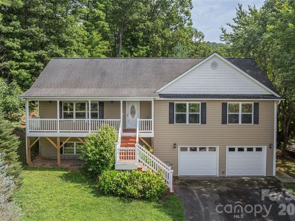 207 Christina Court, Asheville, NC 28806