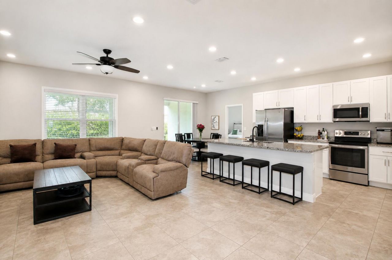 1013 SW Eureka Avenue, Port Saint Lucie, FL 34953 Photo