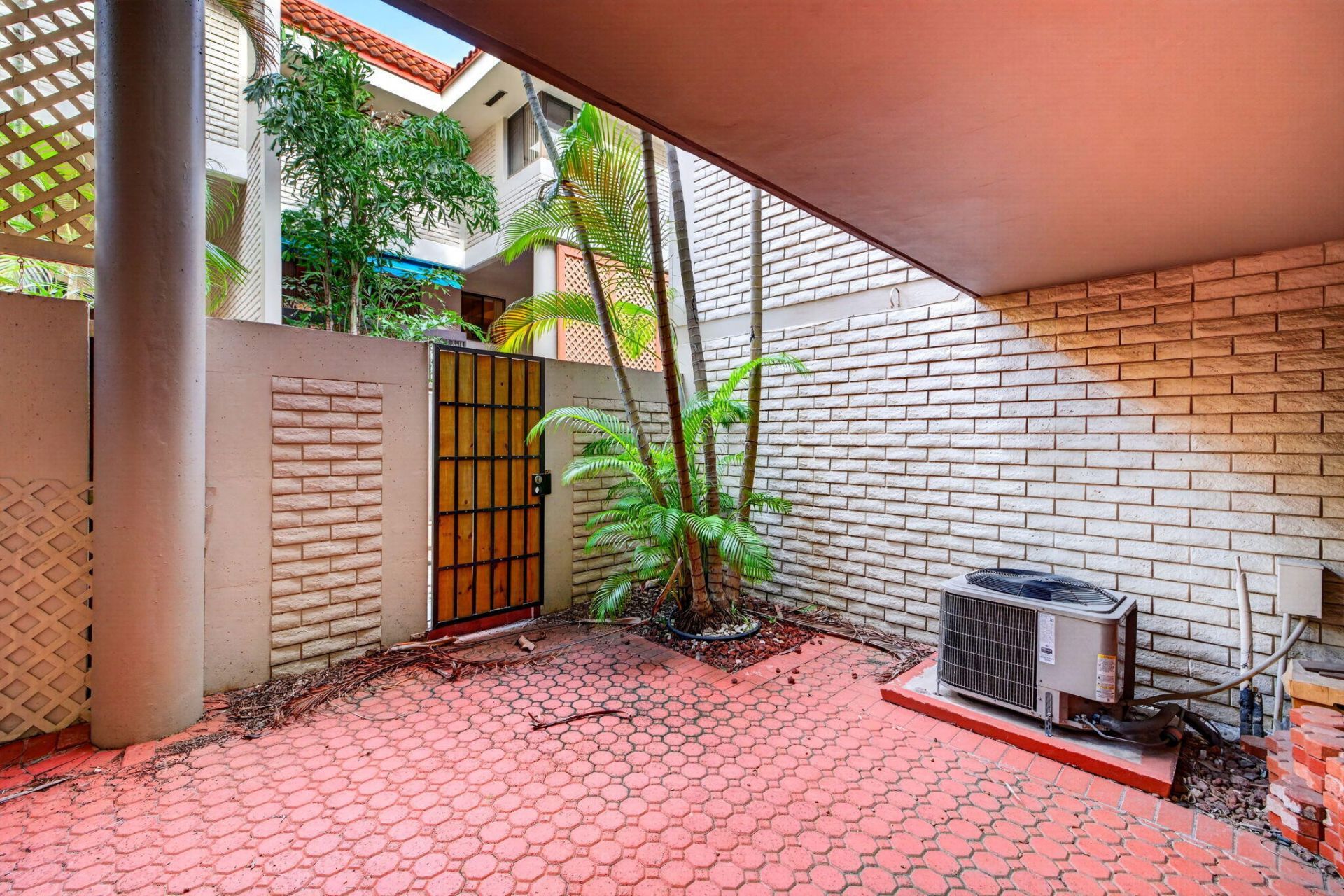 1401 NE 9th Street, Unit 20, Fort Lauderdale, FL 33304 Photo
