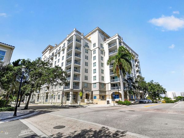 403 S Sapodilla Avenue, Unit 612, West Palm Beach, FL 33401