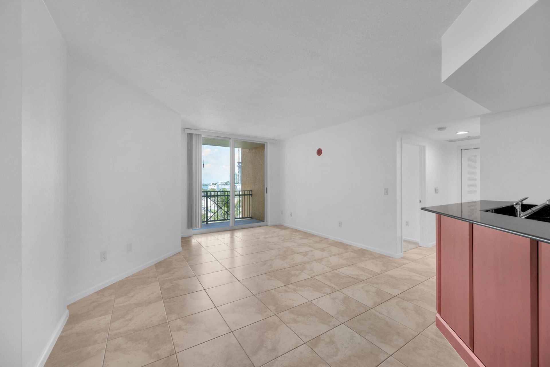 403 S Sapodilla Avenue, Unit 612, West Palm Beach, FL 33401 Photo