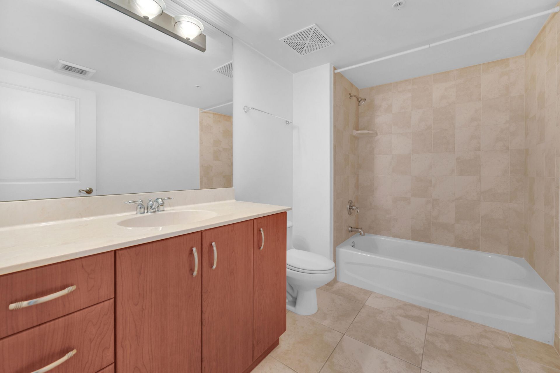 403 S Sapodilla Avenue, Unit 612, West Palm Beach, FL 33401 Photo