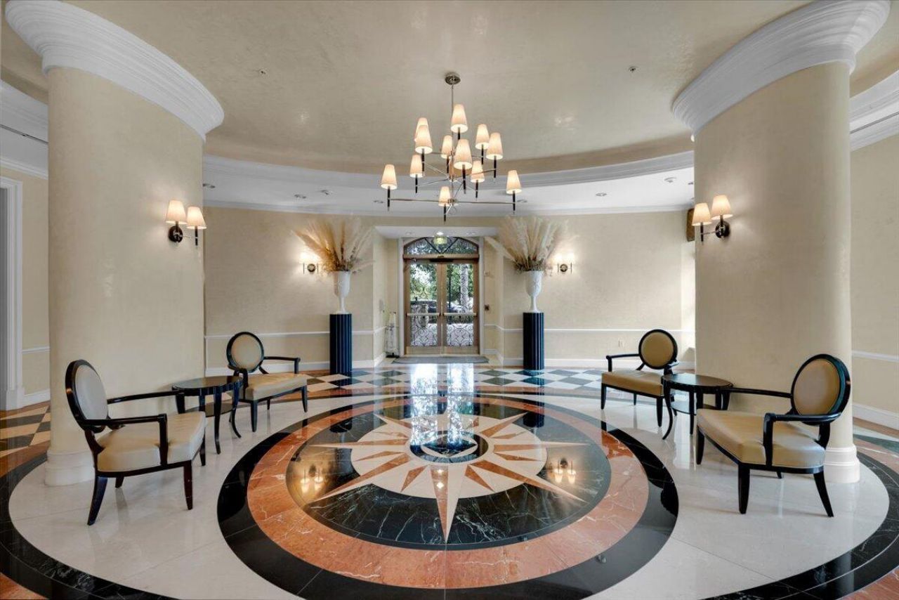 403 S Sapodilla Avenue, Unit 612, West Palm Beach, FL 33401 Photo