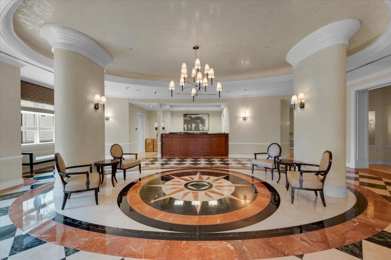 403 S Sapodilla Avenue, Unit 612, West Palm Beach, FL 33401 Photo