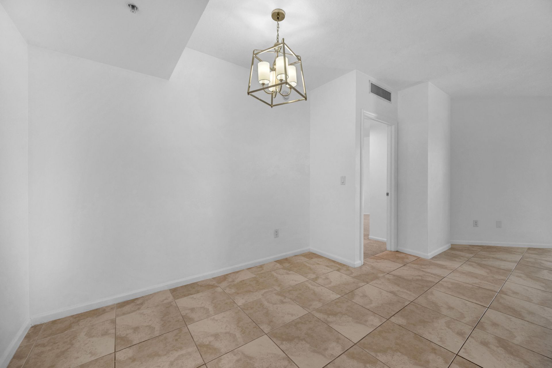 403 S Sapodilla Avenue, Unit 612, West Palm Beach, FL 33401 Photo