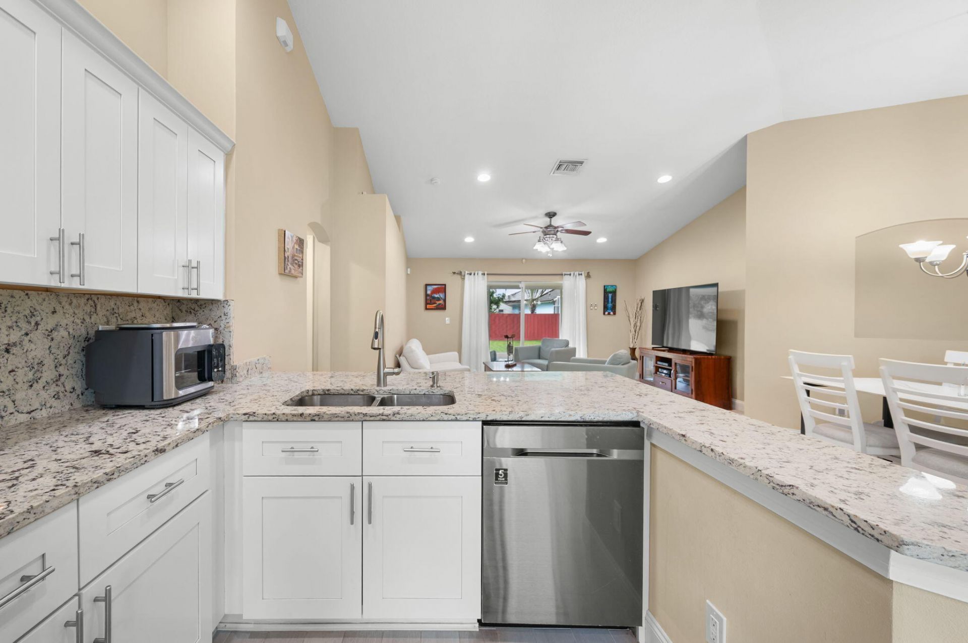 5861 NW Cullom Circle, Port Saint Lucie, FL 34986 Photo