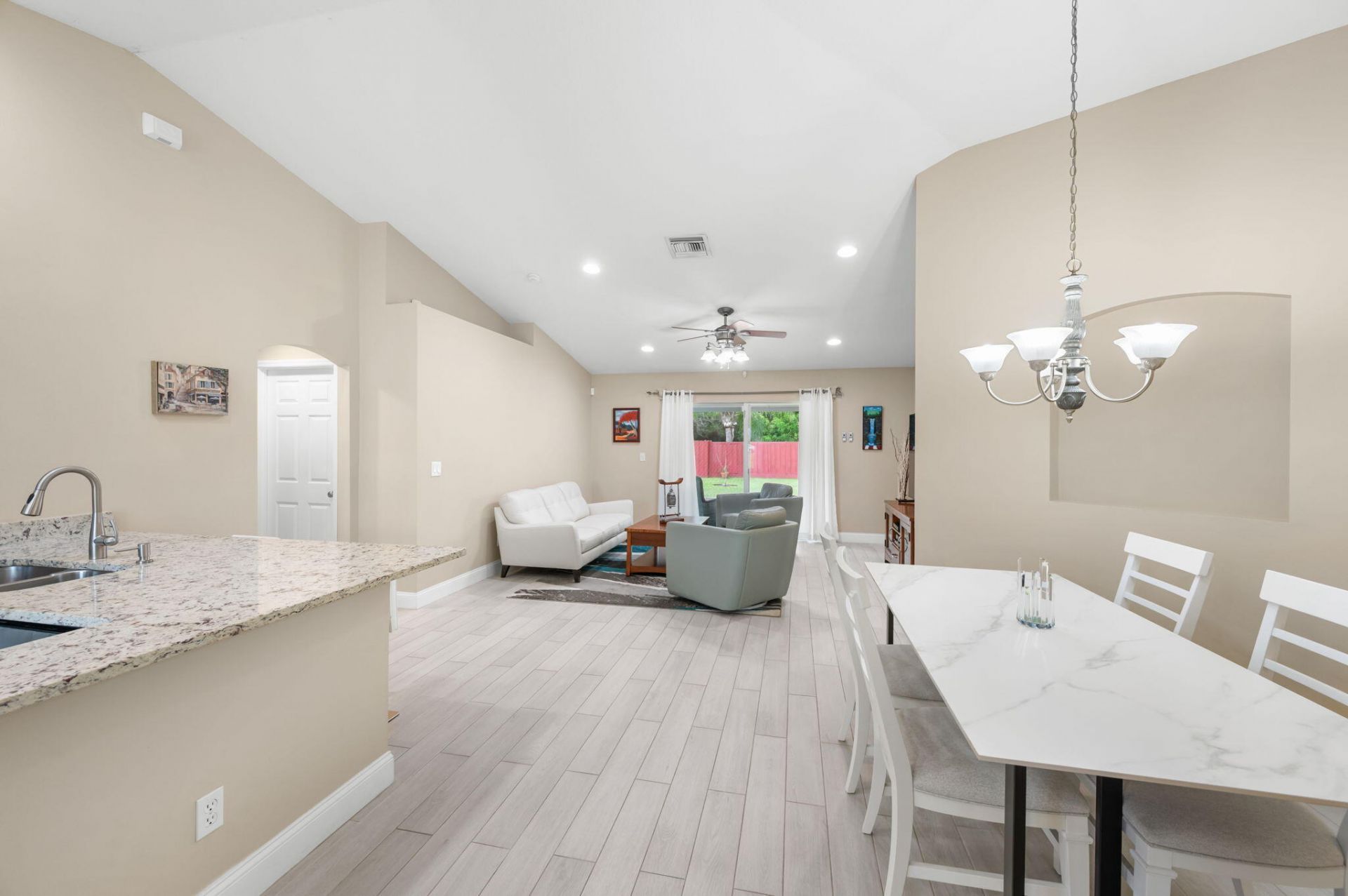 5861 NW Cullom Circle, Port Saint Lucie, FL 34986 Photo