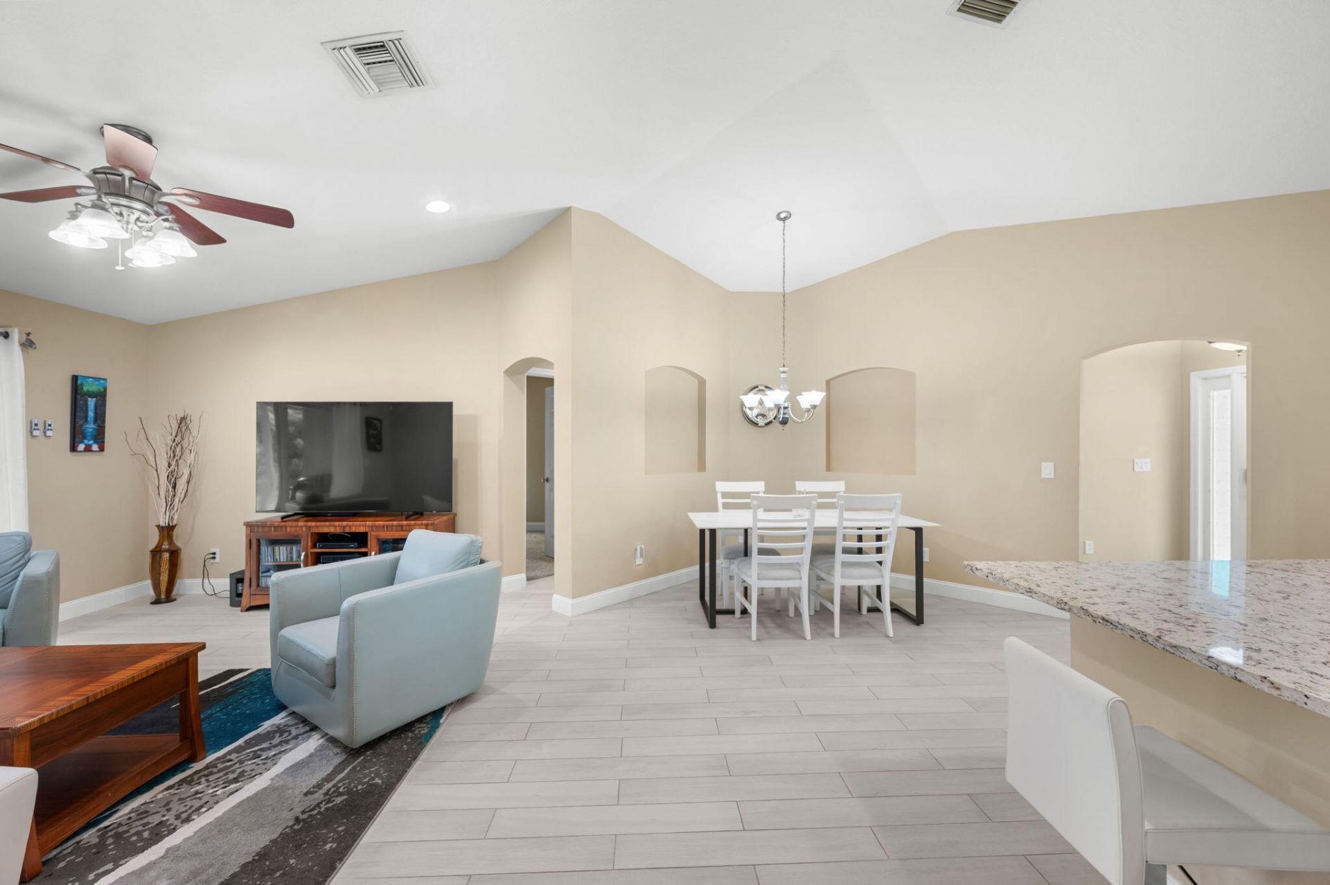 5861 NW Cullom Circle, Port Saint Lucie, FL 34986 Photo
