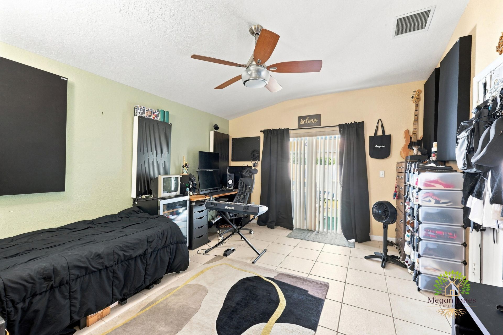 5863 Azalea Circle, West Palm Beach, FL 33415 Photo