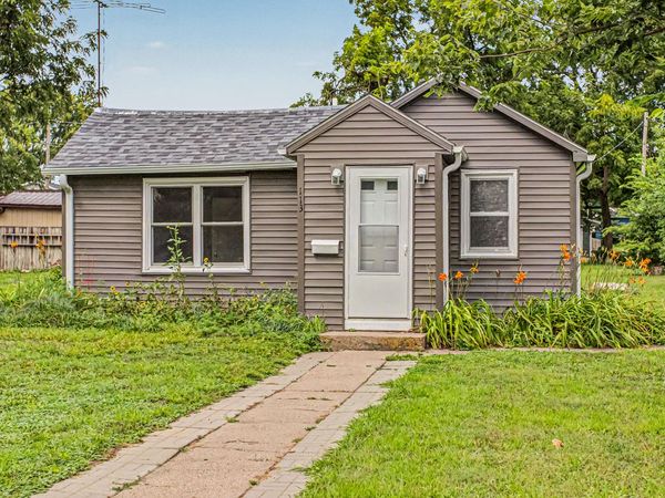 113 Pennsylvania Avenue, Story City, IA 50248