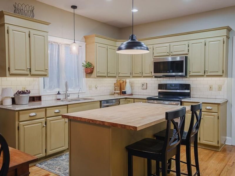 17789 London Road , Williamsport, OH 43164 Photo 19