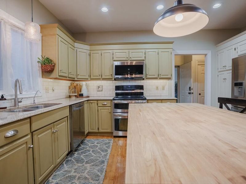 17789 London Road , Williamsport, OH 43164 Photo 22