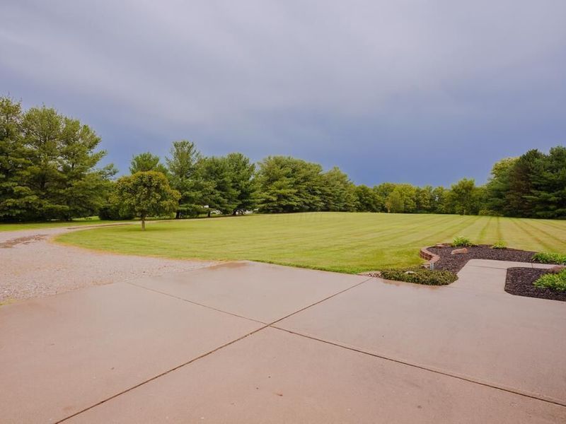 17789 London Road , Williamsport, OH 43164 Photo 65