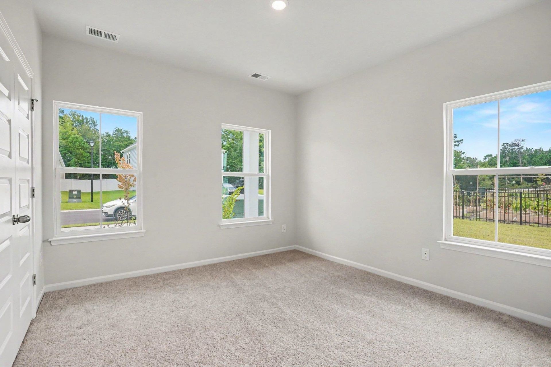 5015 Selene Ct. Photo 19