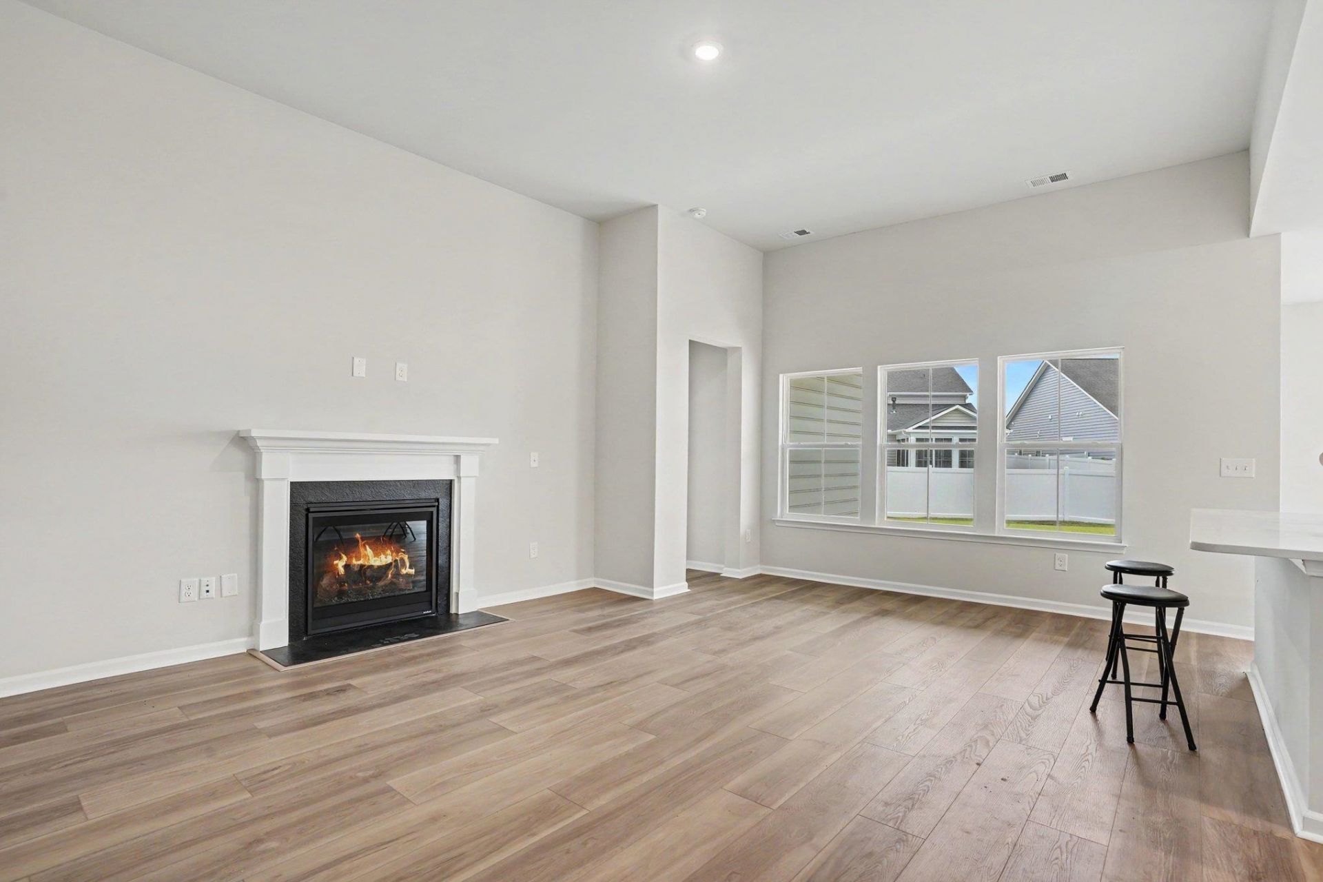 5015 Selene Ct. Photo 5