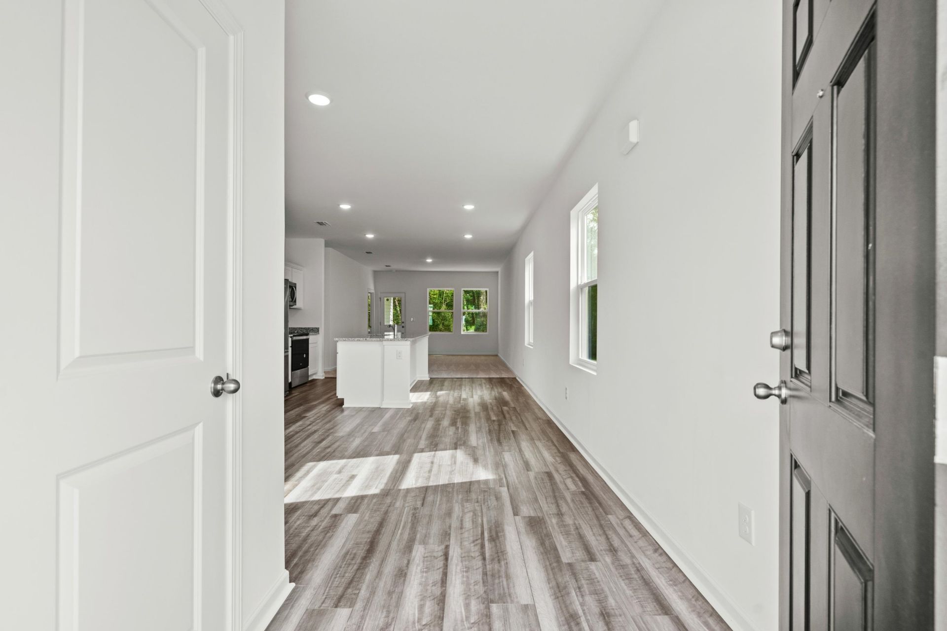 141 Covey Rise Dr Photo 6