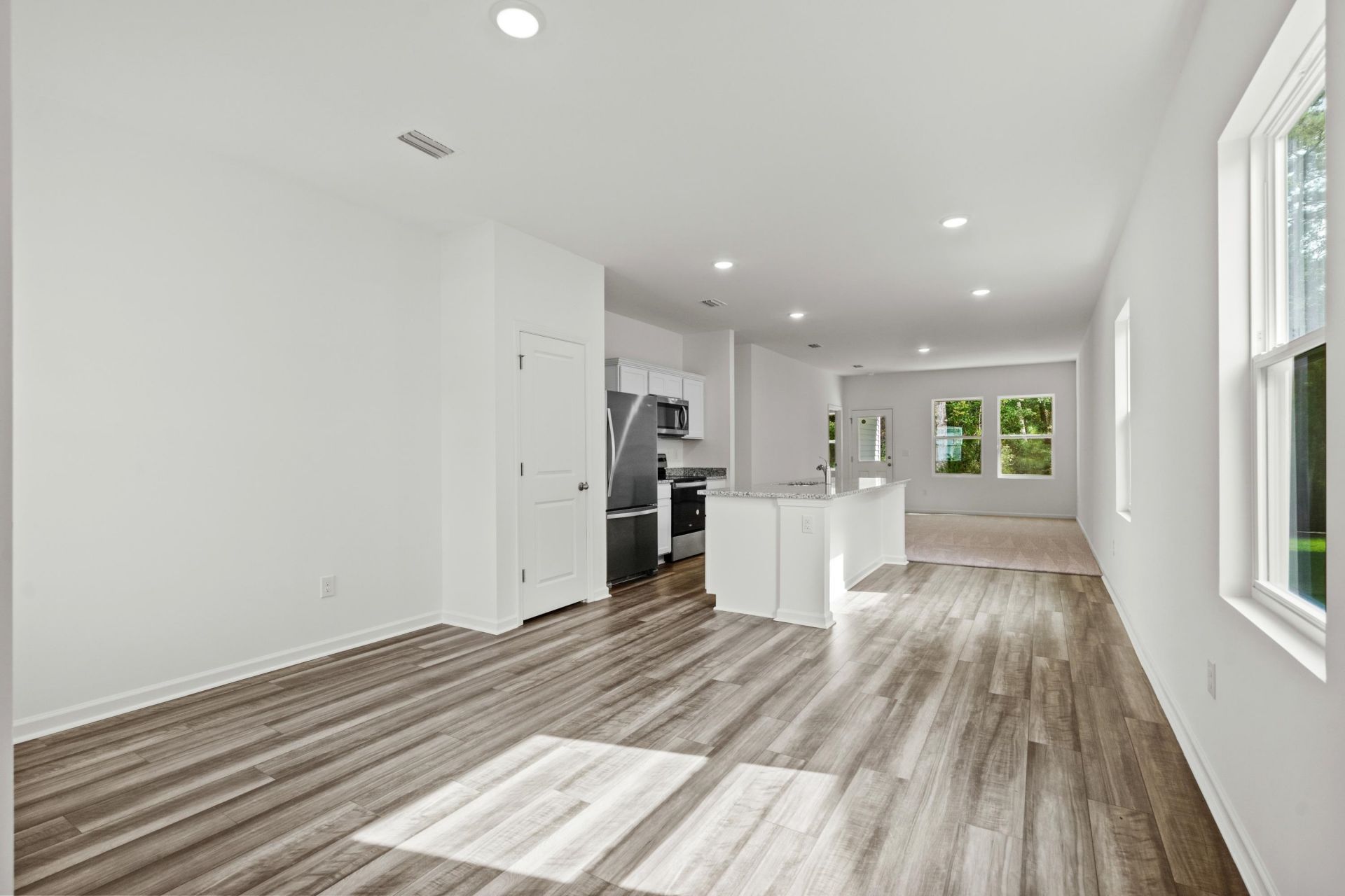 141 Covey Rise Dr Photo 9