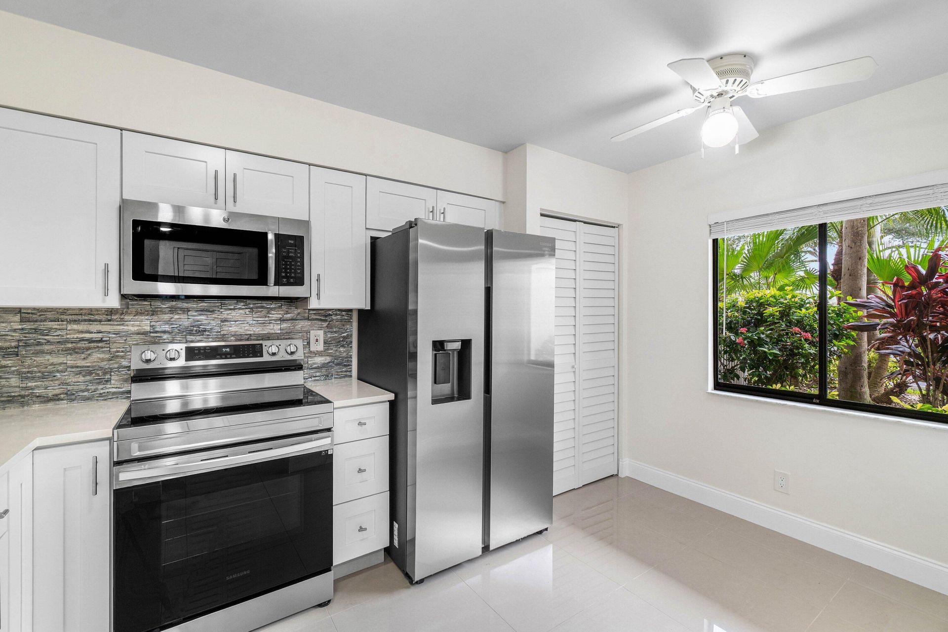 7290 Kinghurst Drive, Unit 106, Delray Beach, FL 33446 Photo