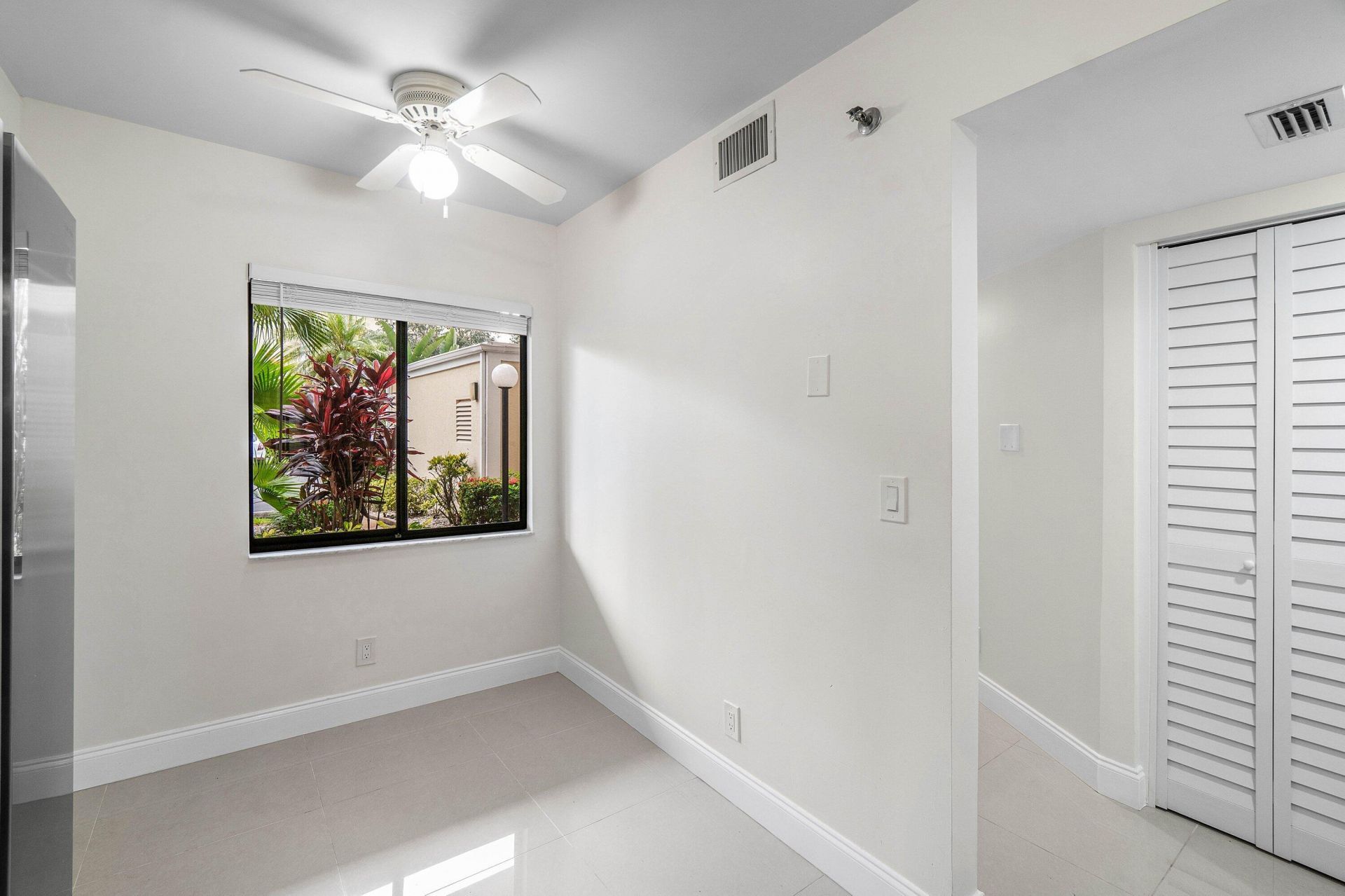 7290 Kinghurst Drive, Unit 106, Delray Beach, FL 33446 Photo