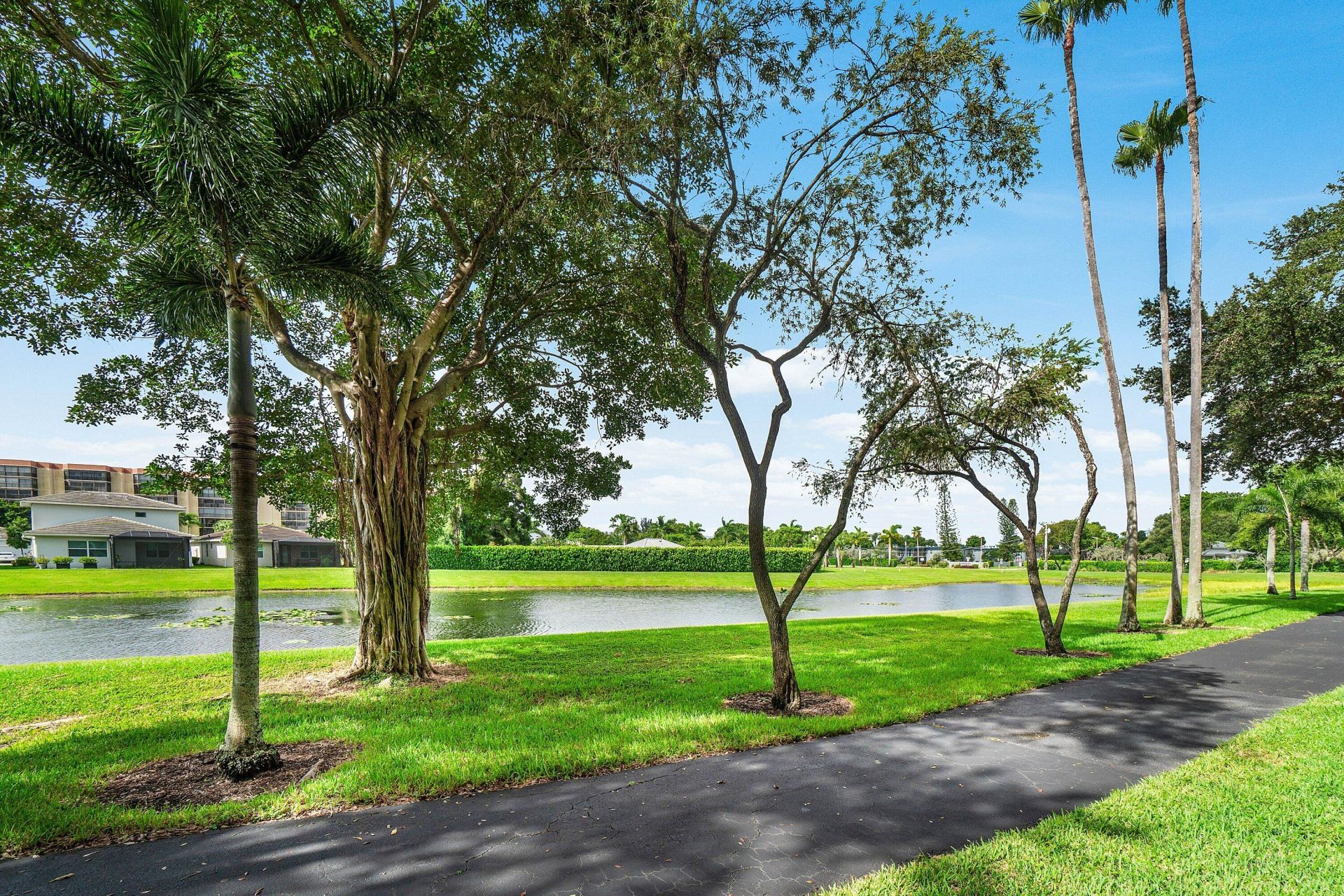 7290 Kinghurst Drive, Unit 106, Delray Beach, FL 33446 Photo