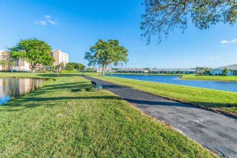 7290 Kinghurst Drive, Unit 106, Delray Beach, FL 33446 Photo