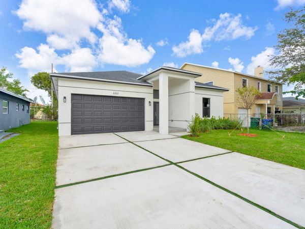 867 NW 27th Terrace, Fort Lauderdale, FL 33311