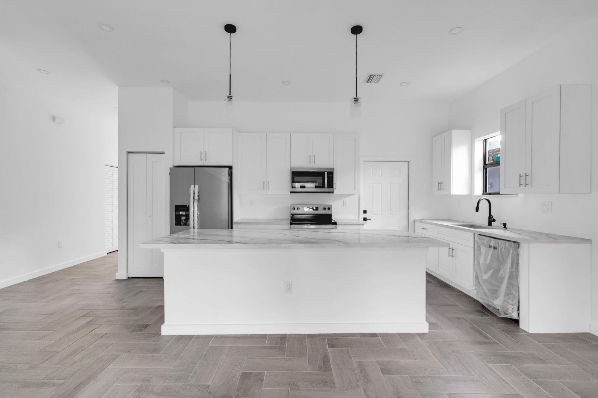 867 NW 27th Terrace, Fort Lauderdale, FL 33311 Photo