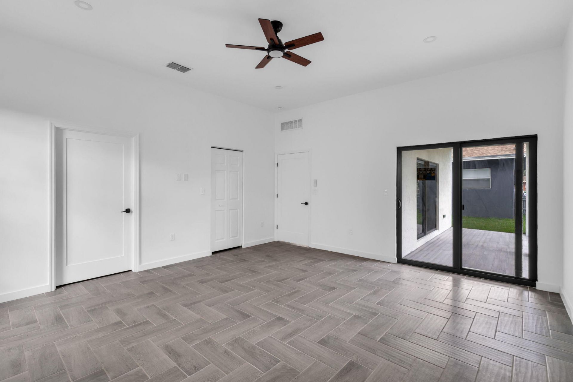867 NW 27th Terrace, Fort Lauderdale, FL 33311 Photo