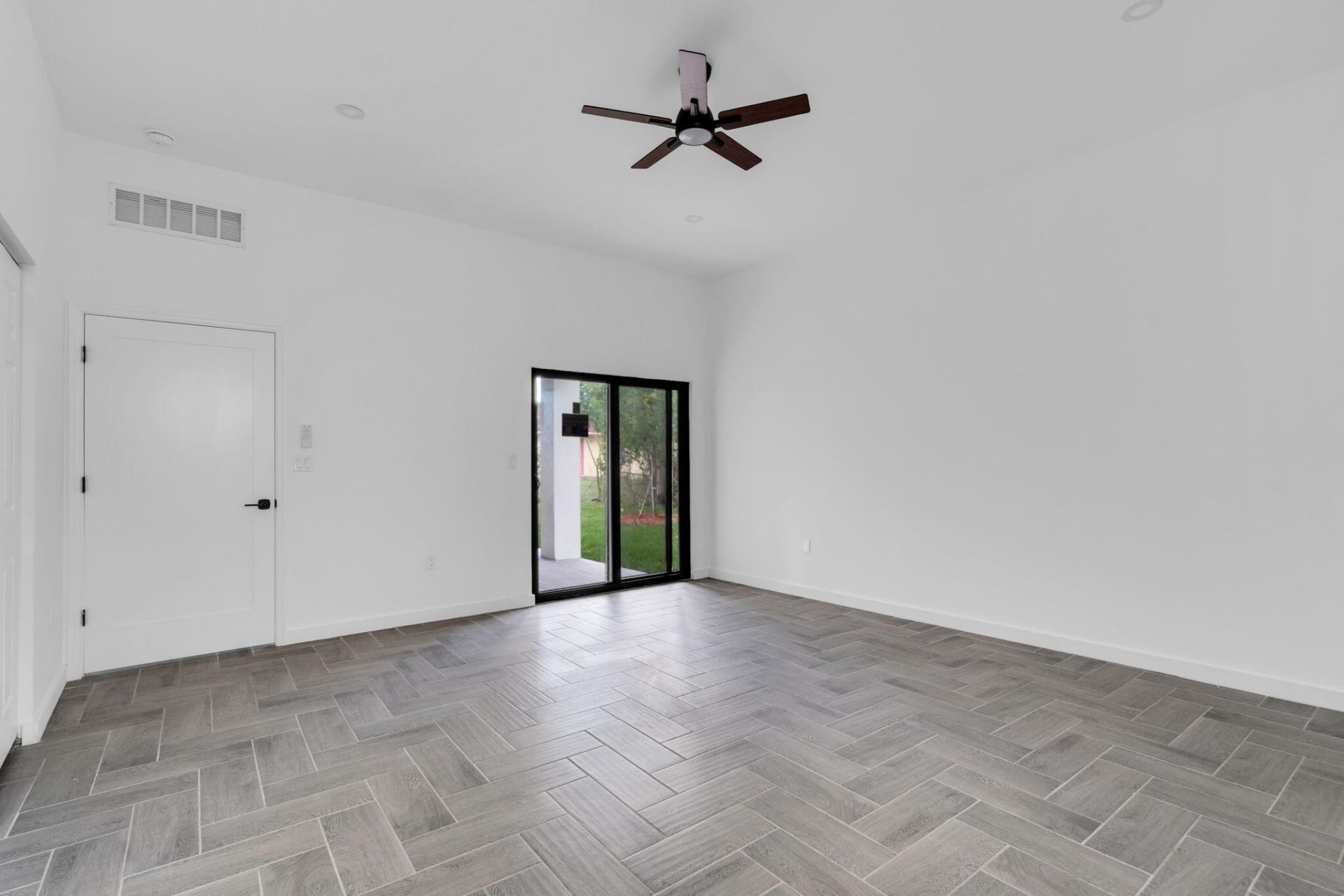 867 NW 27th Terrace, Fort Lauderdale, FL 33311 Photo