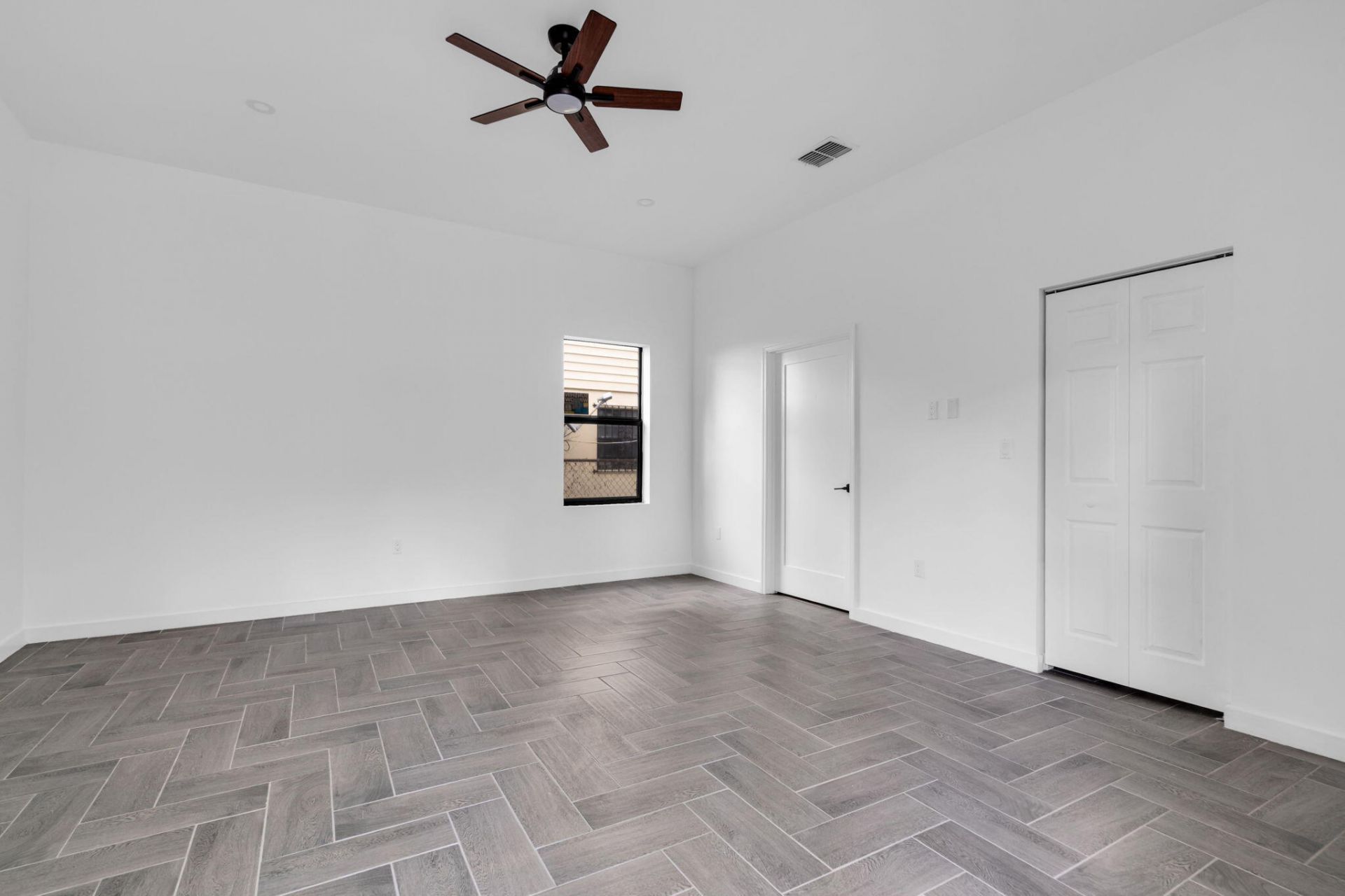 867 NW 27th Terrace, Fort Lauderdale, FL 33311 Photo
