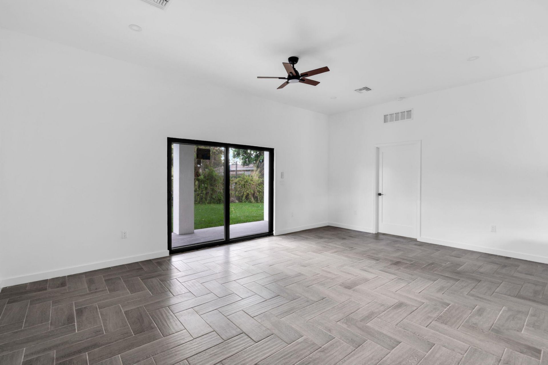 867 NW 27th Terrace, Fort Lauderdale, FL 33311 Photo