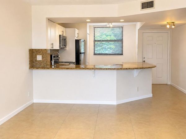 115 Lake Emerald Drive, Unit 210, Oakland Park, FL 33309