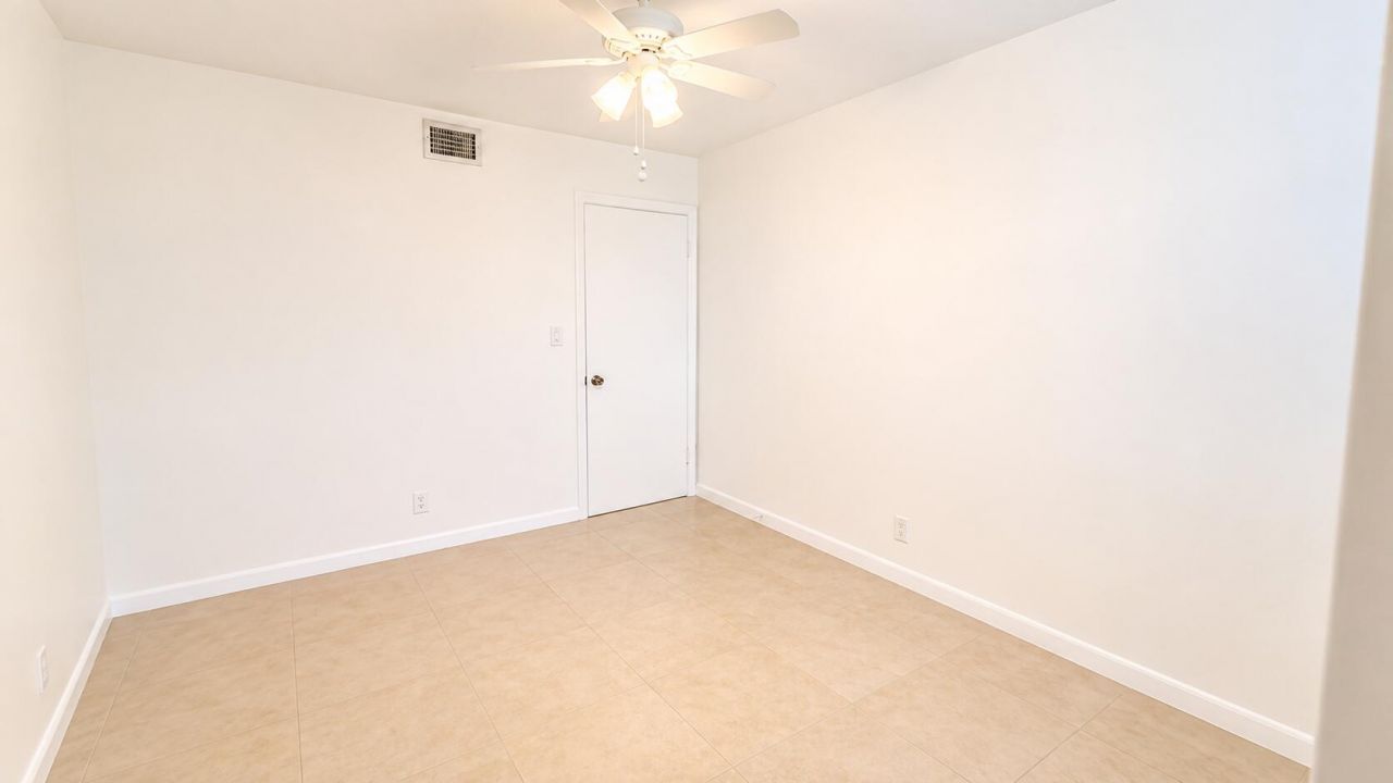 115 Lake Emerald Drive, Unit 210, Oakland Park, FL 33309 Photo