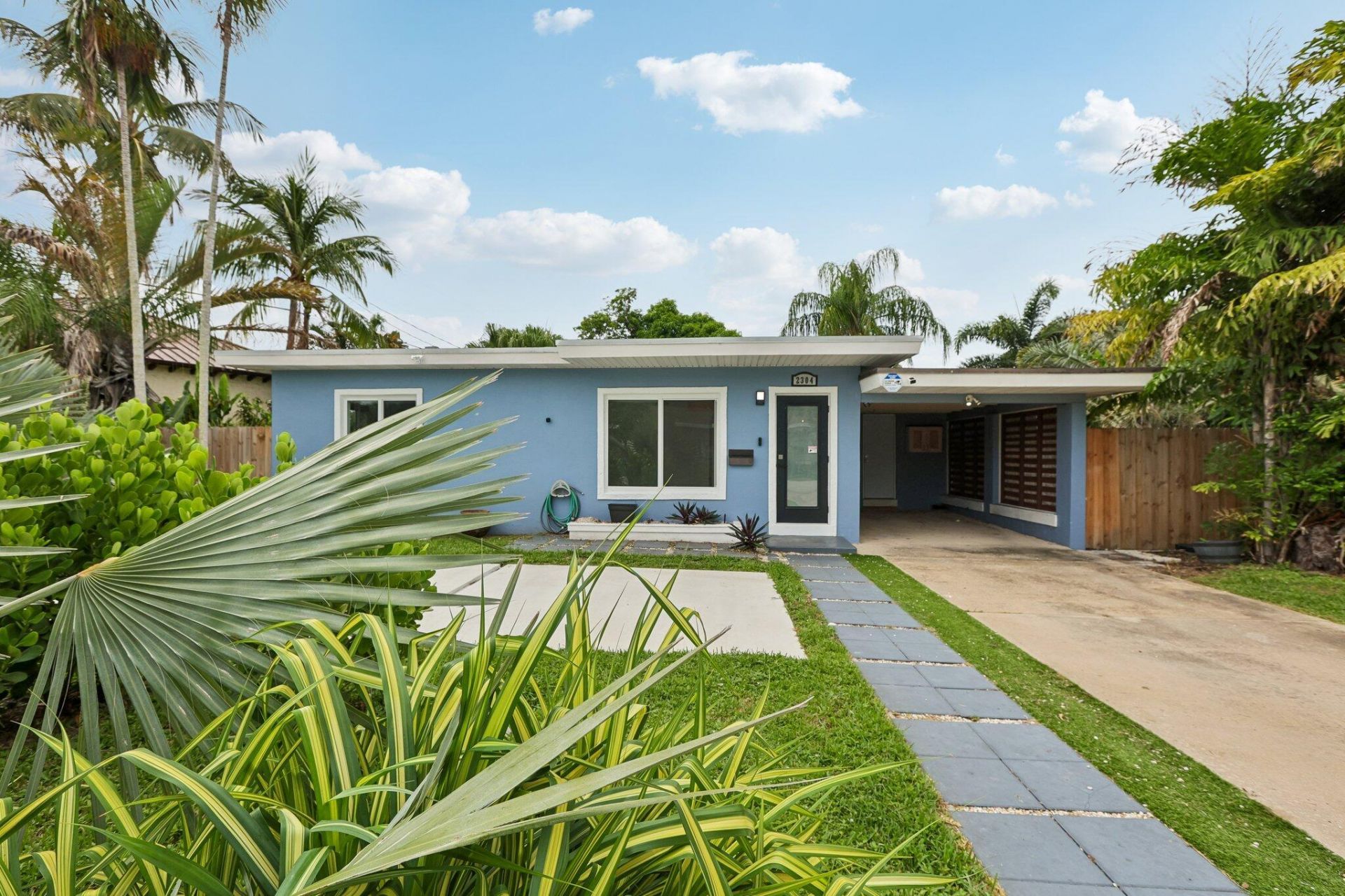 2304 SE 13th Court, Pompano Beach, FL 33062 Photo