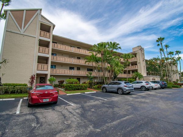 14360 Strathmore Lane, Unit 102, Delray Beach, FL 33446