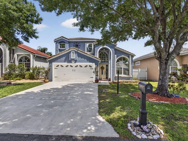 243 WEDGEWOOD Circle, Greenacres, FL 33463