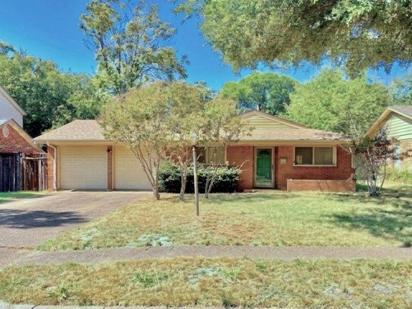 11319 Lanewood Circle, Dallas, TX 75218