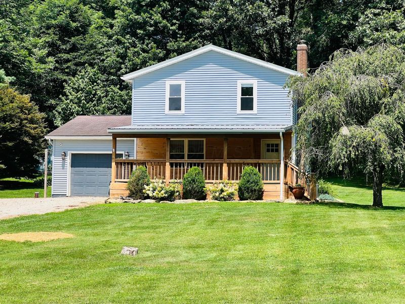 41 N Lake Drive NE, Newark, OH 43055 Photo 1