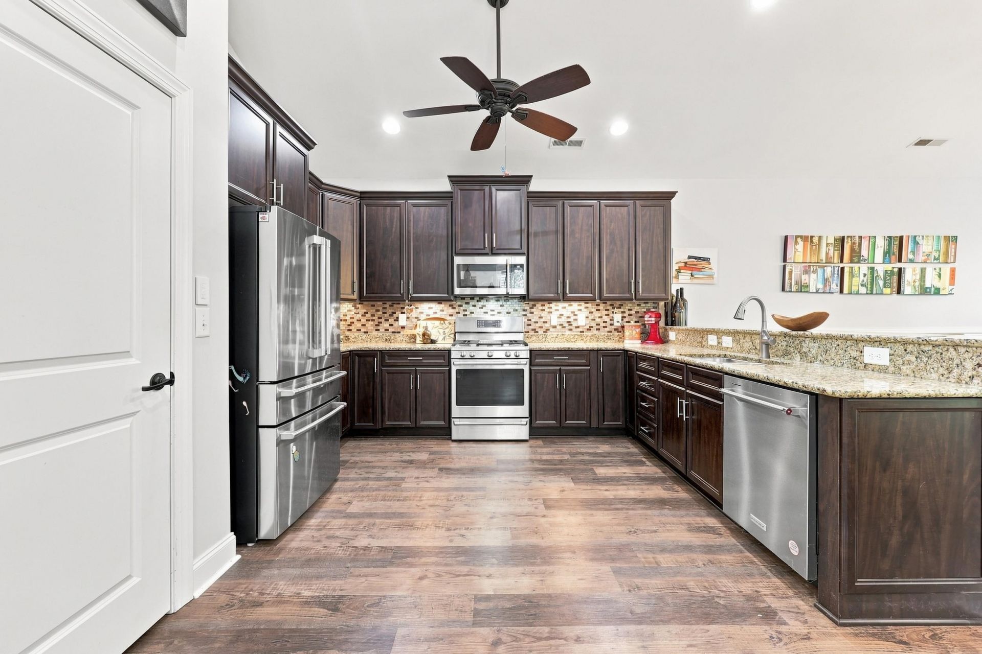 1422 Cottage Cove Circle Photo 4