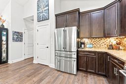 1422 Cottage Cove Circle photo 4