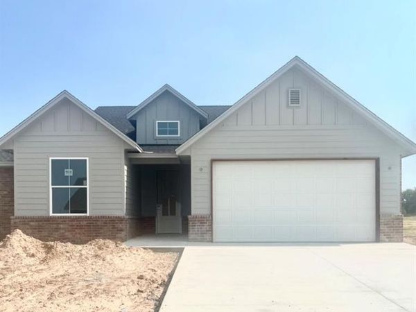 505 Blue Bird Lane, Shawnee, OK 74804