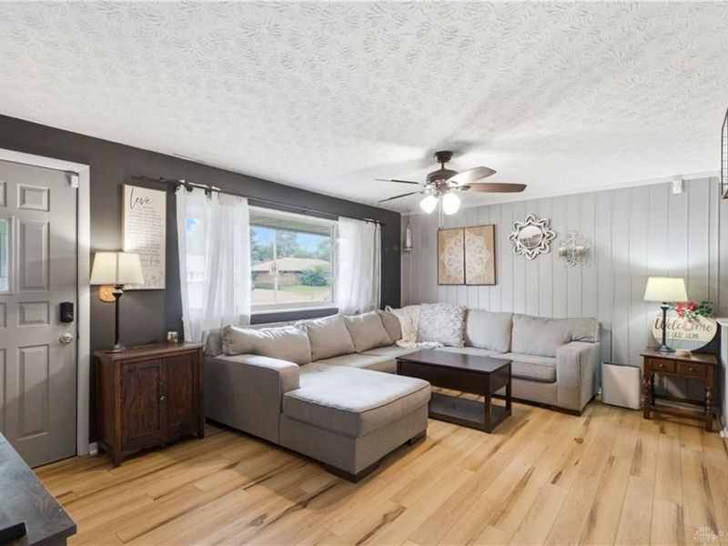 4930 Powell Road, Dayton, OH 45424 Photo 5
