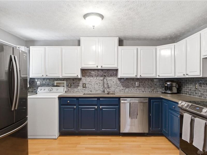 4930 Powell Road, Dayton, OH 45424 Photo 9